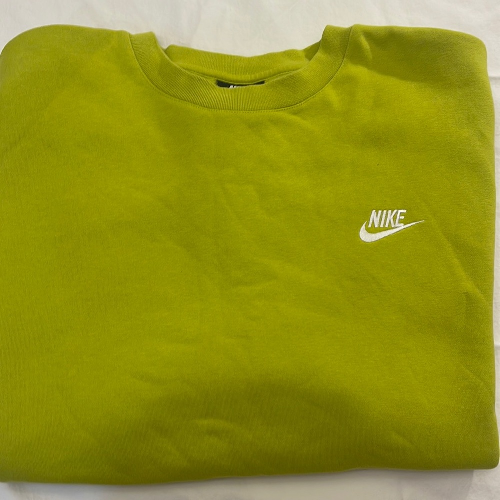 Nike crewneck sweatshirt - volt